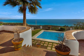 Andalus Villa with French charm next to Sotogrande